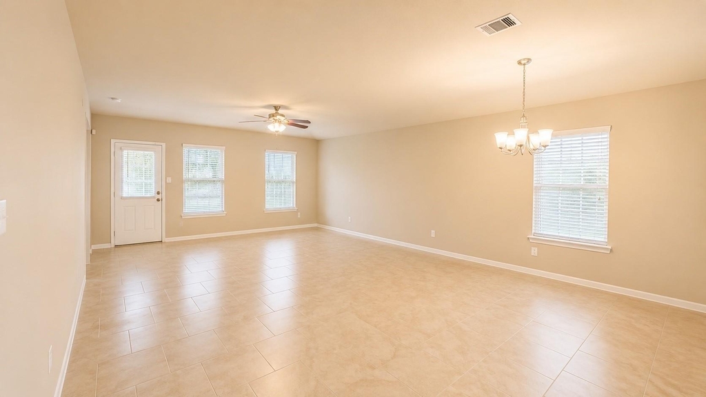 3403 Mcdonough Way - Photo 2