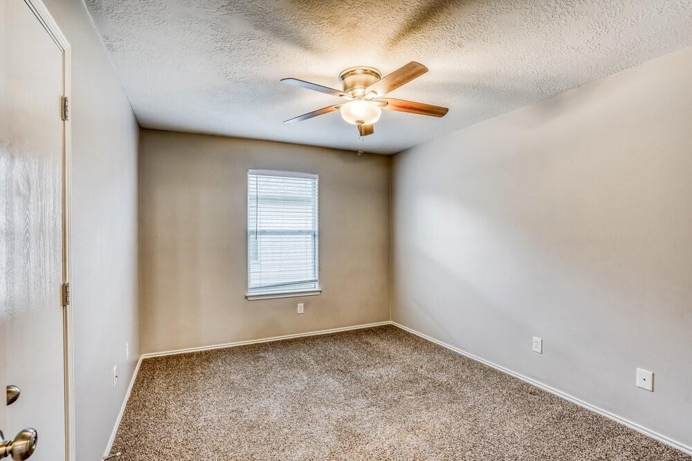 4931 Winding View Lane - Photo 11