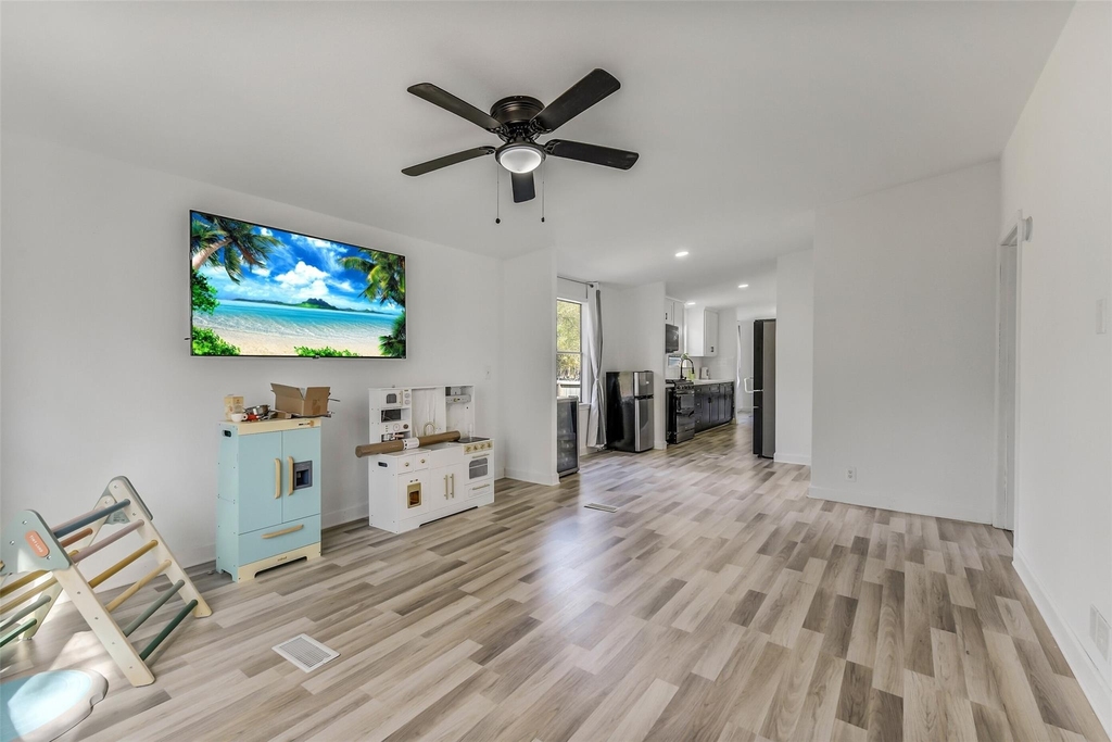 21507 Juliann Alyes - Photo 21
