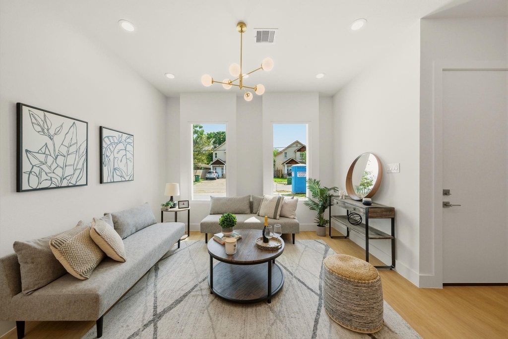 6514 Luce Street - Photo 3
