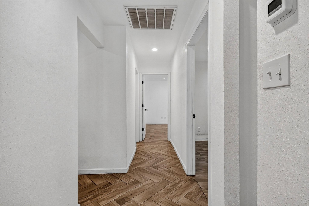 4530 Stanford Court - Photo 5