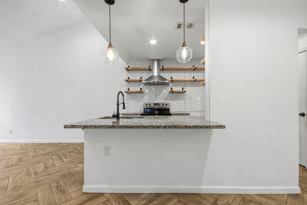 4530 Stanford Court - Photo 4
