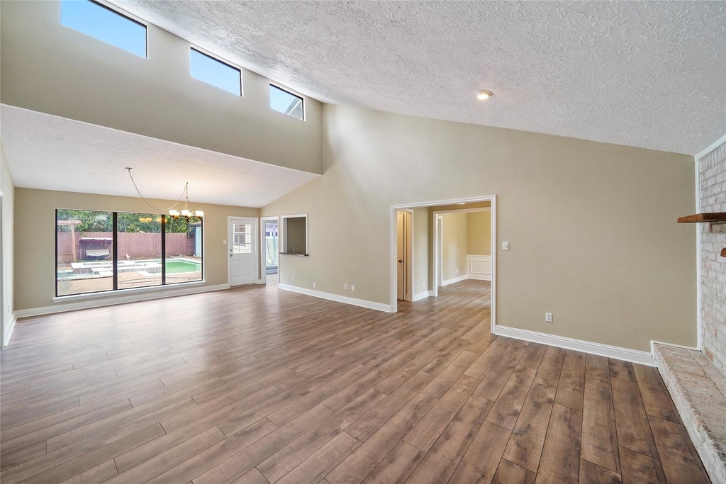 3602 Cobleskill Court - Photo 11