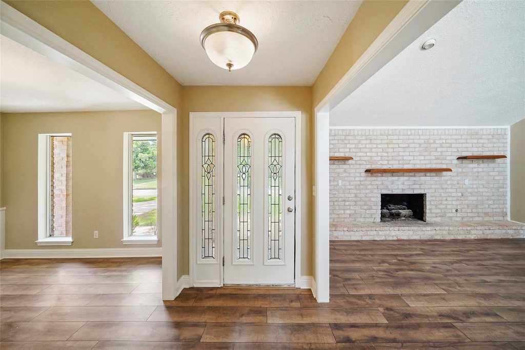 3602 Cobleskill Court - Photo 4