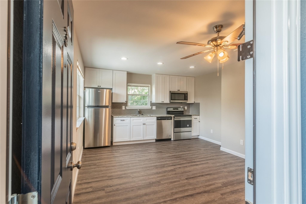 3102 Wentworth Street - Photo 1