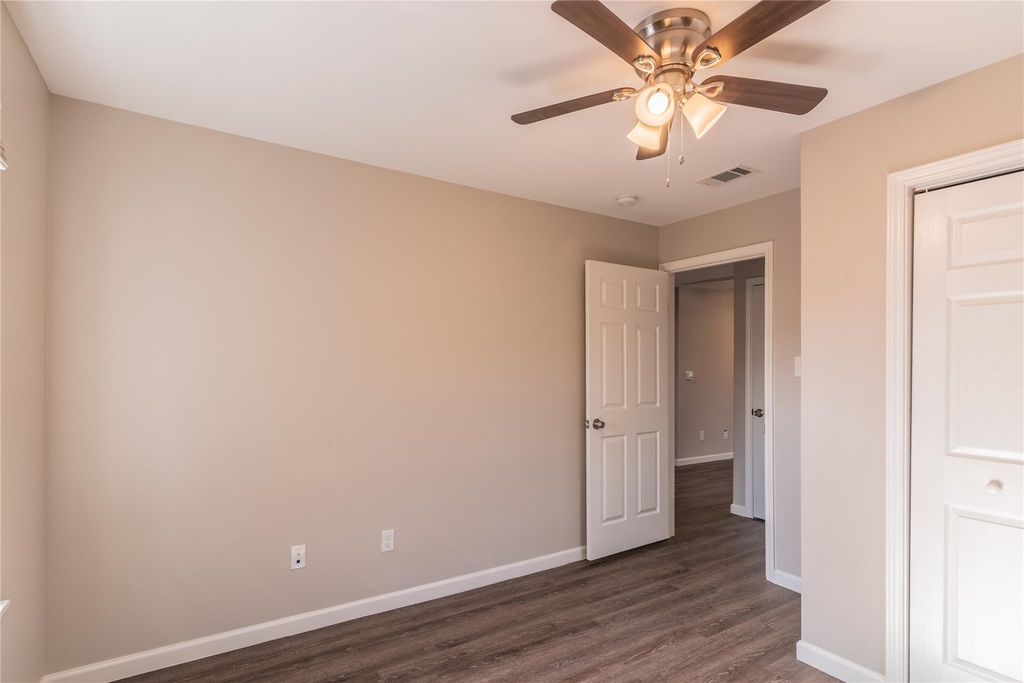 3102 Wentworth Street - Photo 9