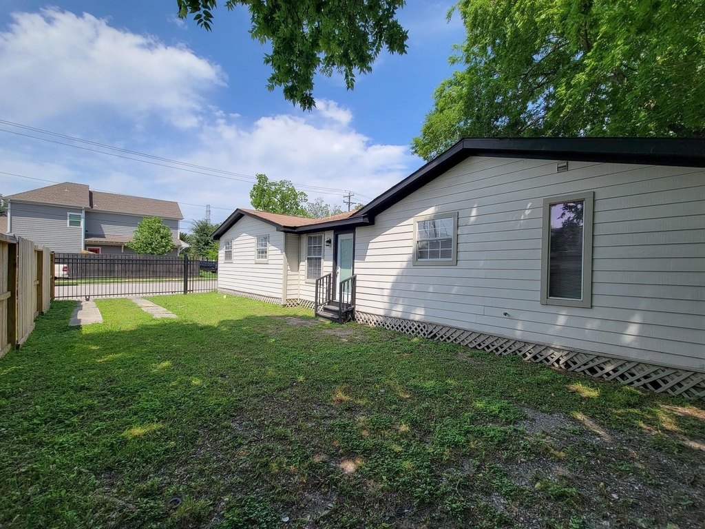 3416 Europa Street - Photo 26