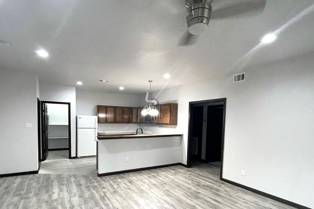 6510 Goforth Street - Photo 7