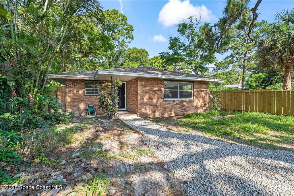 935 S Tropical Trail - Photo 0