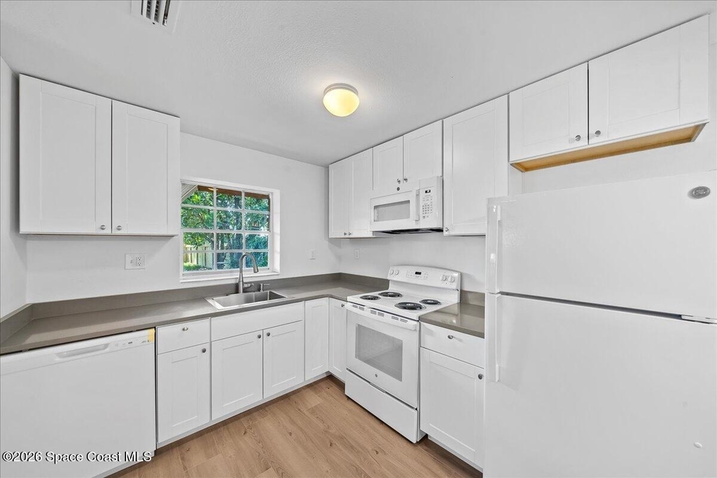 935 S Tropical Trail - Photo 7