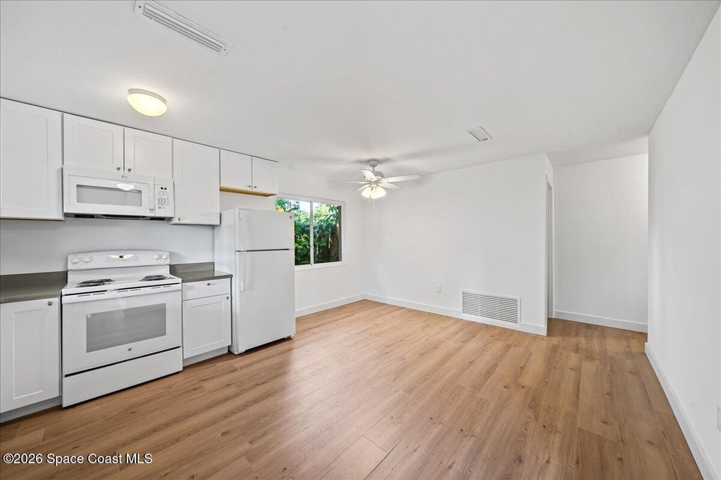 935 S Tropical Trail - Photo 11