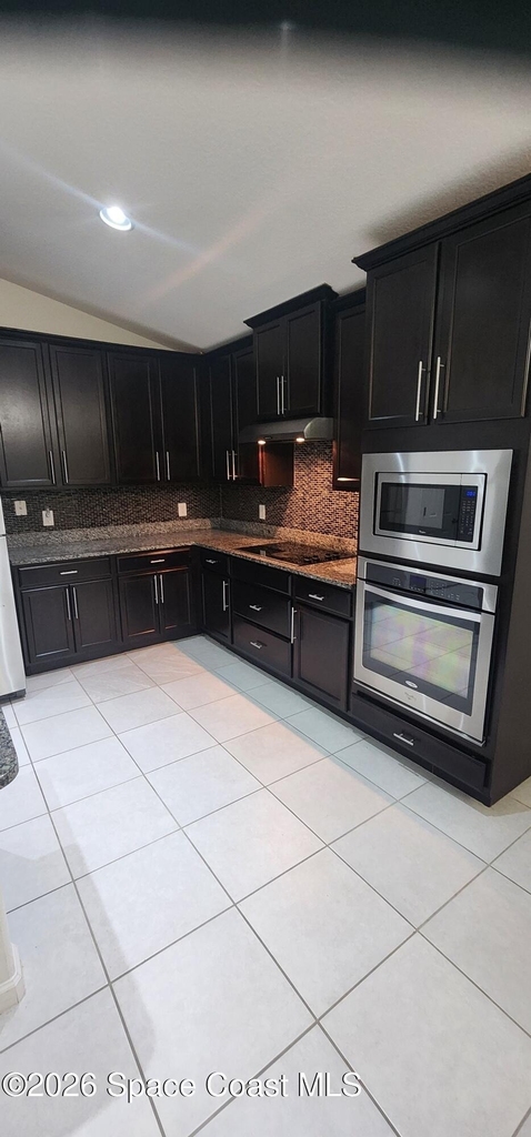 1817 Elkins Point Drive - Photo 11