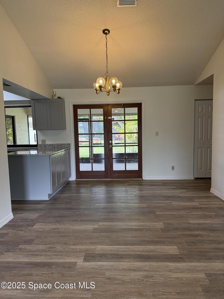 2180 Vista Terrace - Photo 8