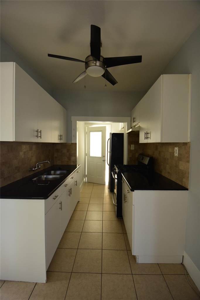 1207 W Gray Street - Photo 4