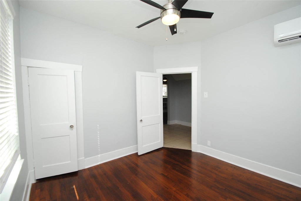 1207 W Gray Street - Photo 17