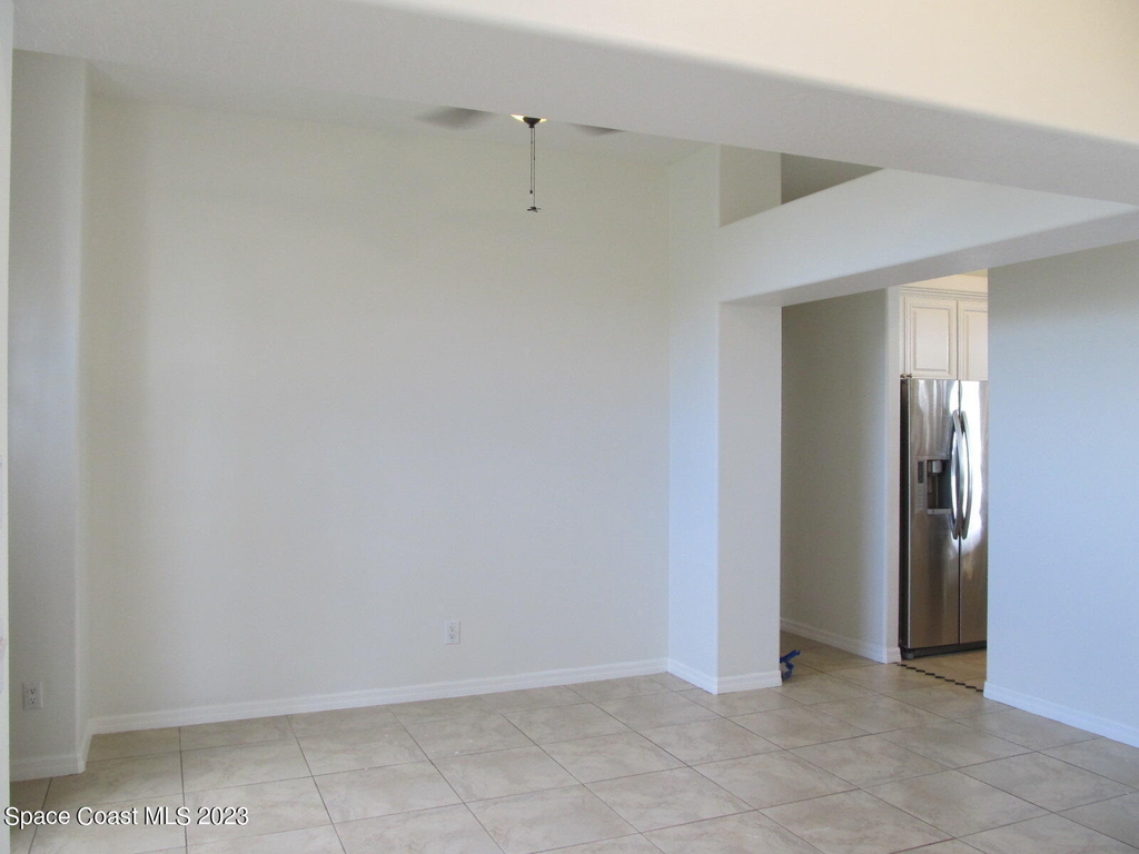 986 Fostoria Drive - Photo 5