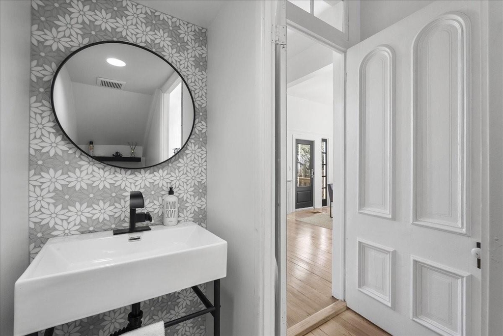1724 33rd Street - Photo 15