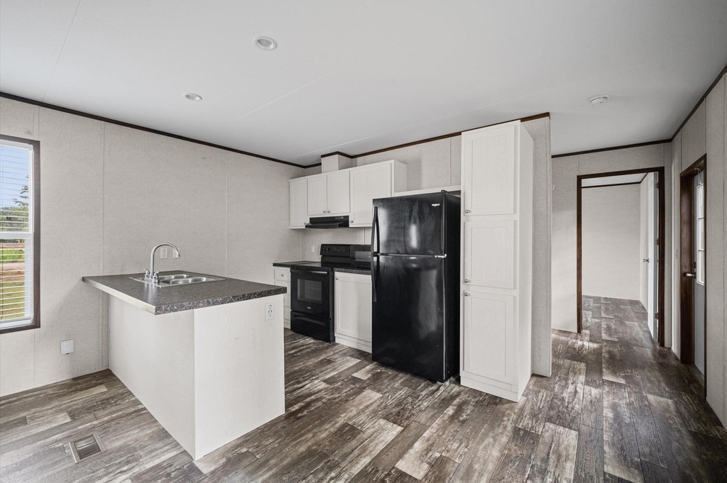 423 Silliman Street - Photo 3