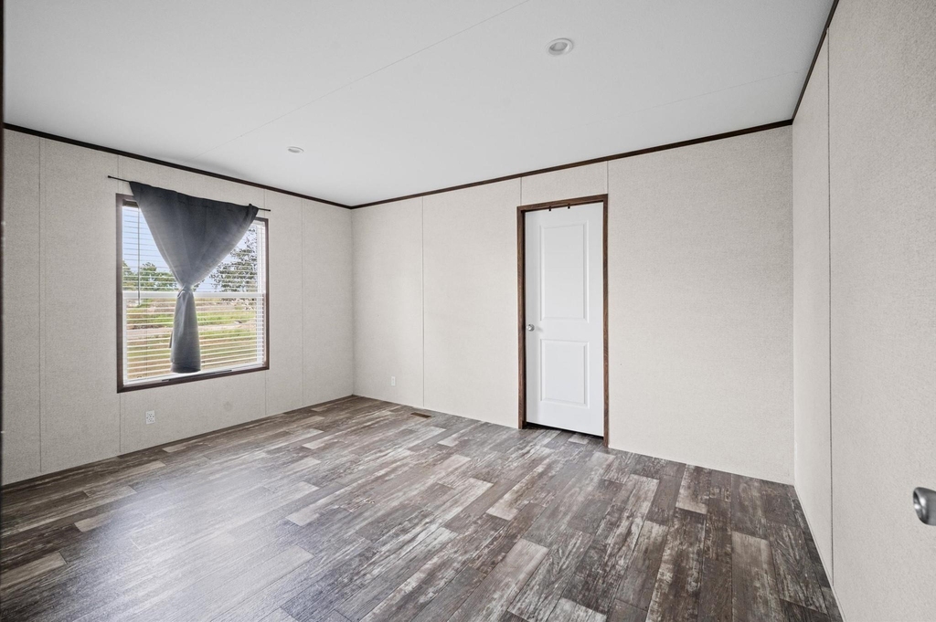 423 Silliman Street - Photo 8