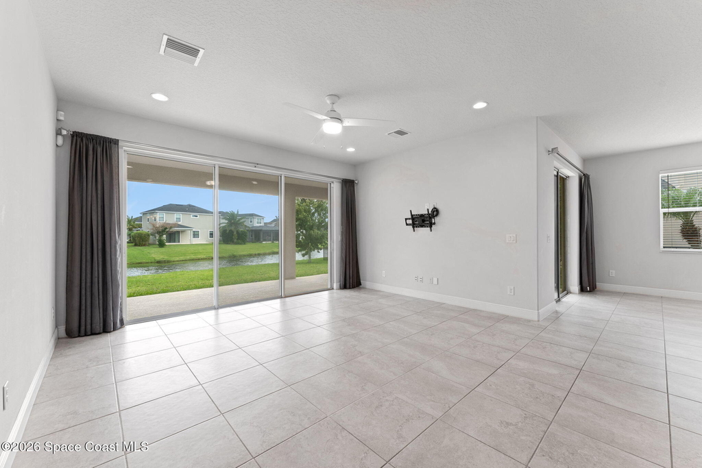 7440 Jazero Place - Photo 6