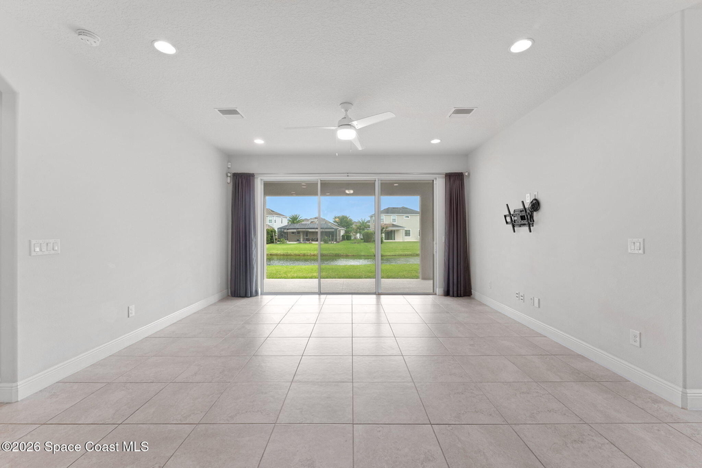 7440 Jazero Place - Photo 7