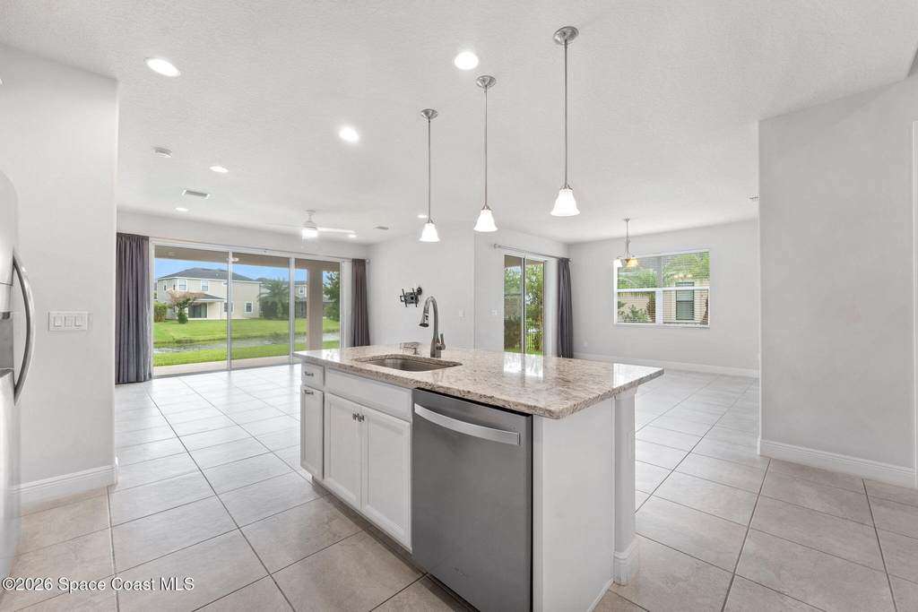 7440 Jazero Place - Photo 5