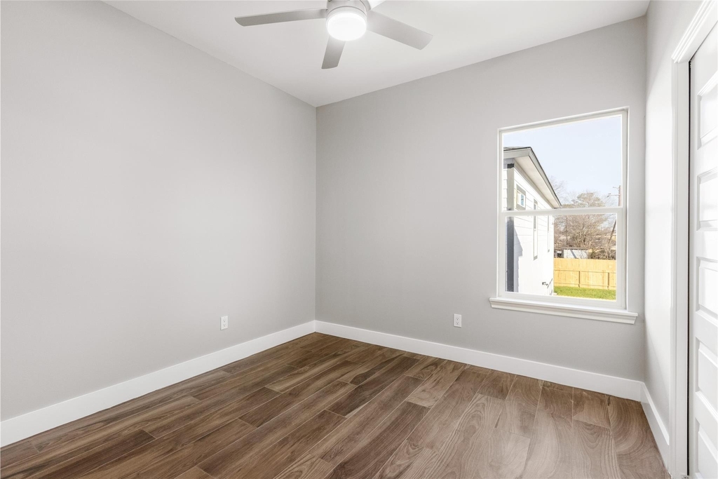 5502 Pershing Street Unit A - Photo 15