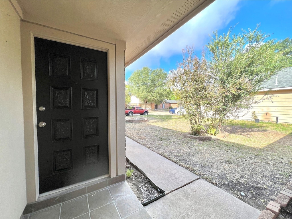 947 Grand Junction Drive - Photo 3