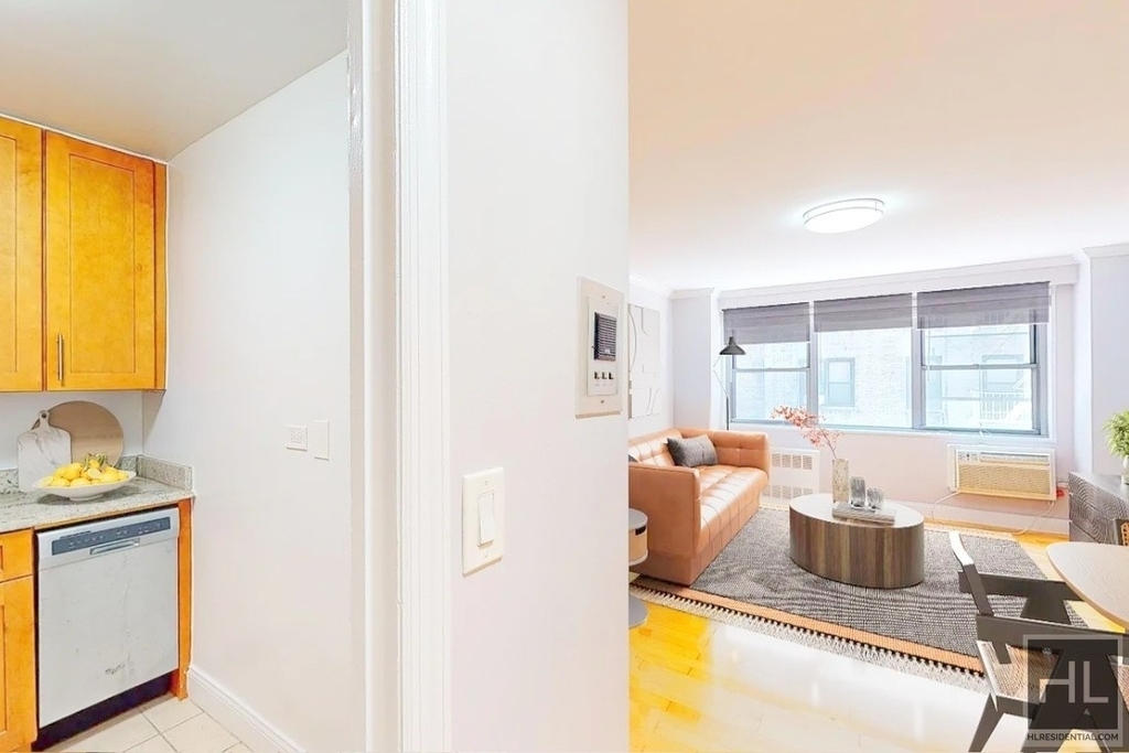 West 97th Street - Photo 1