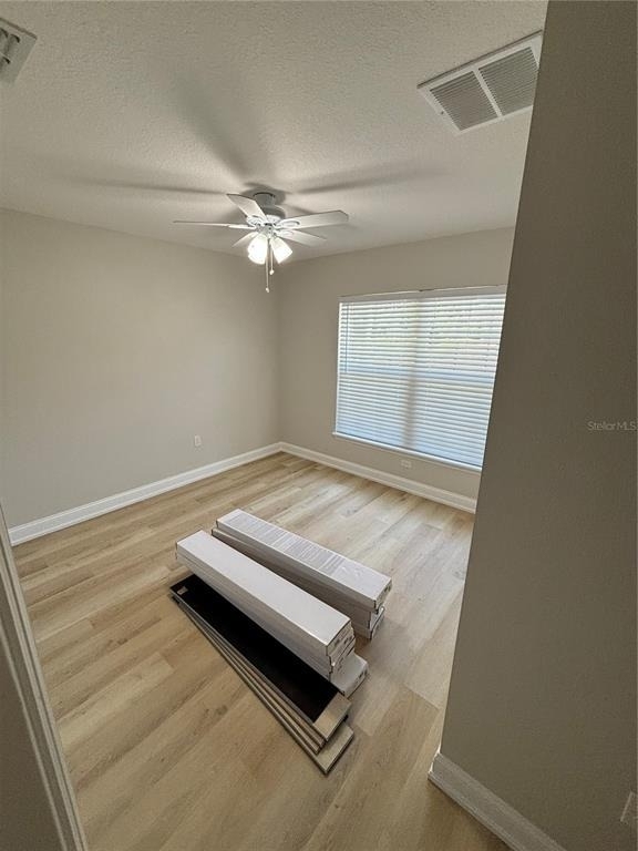 2060 Everest Street - Photo 9