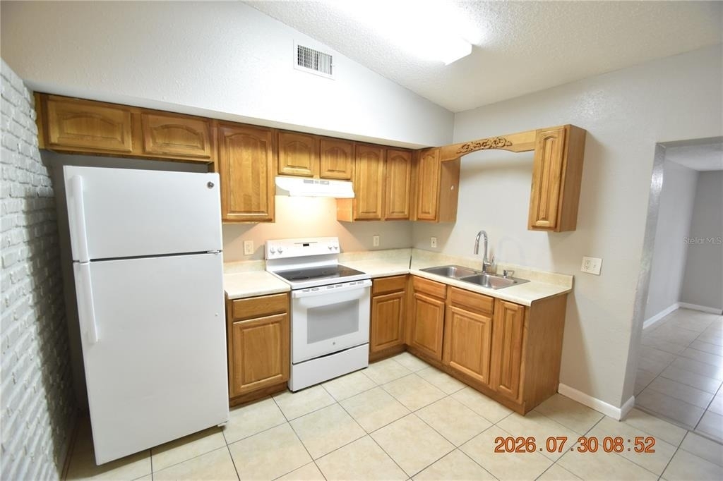 12203 N 9th Street - Photo 18