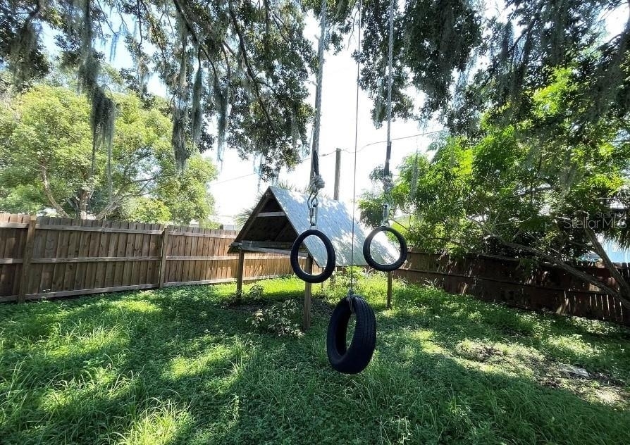 8104 Badger Lane - Photo 4