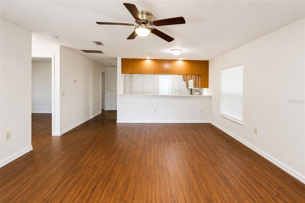 702 E Madison Street - Photo 2
