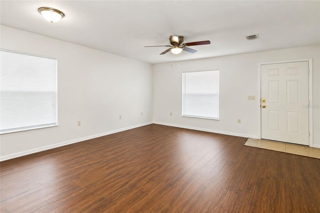 702 E Madison Street - Photo 1