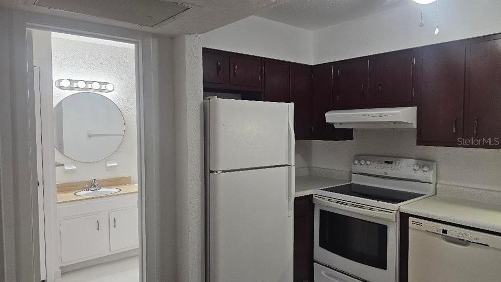 10365 Paradise Boulevard - Photo 3