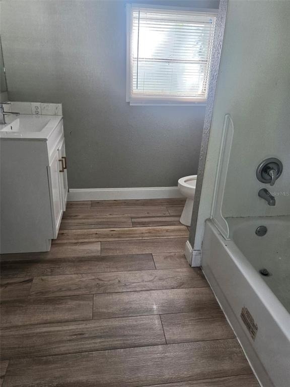 906 Estelle Avenue - Photo 4