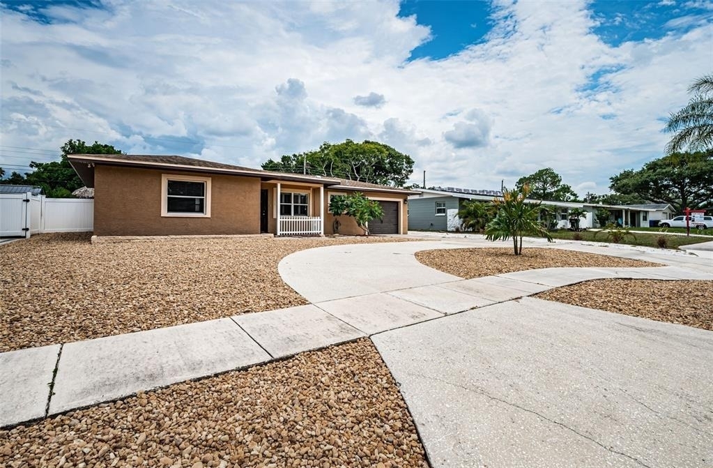 1039 Madison Street - Photo 1