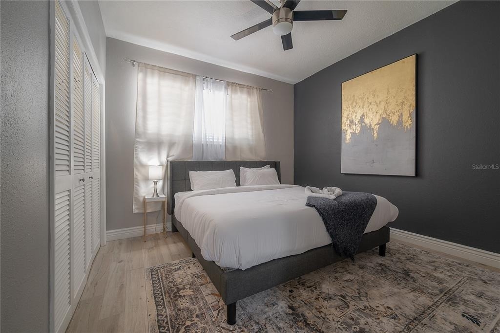 2916 W Collins Street - Photo 33