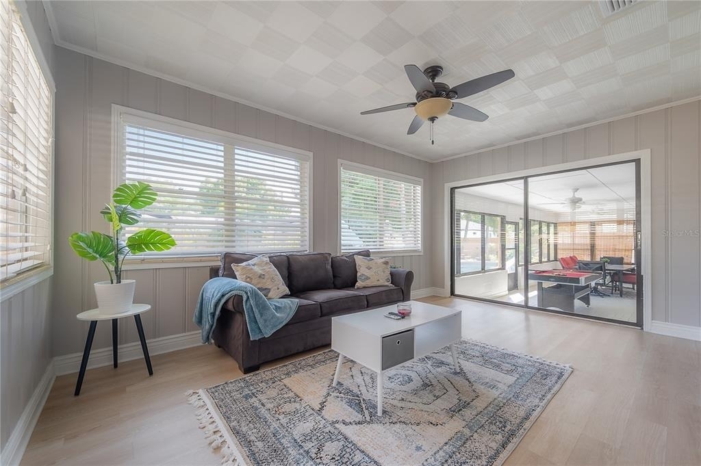 2916 W Collins Street - Photo 26
