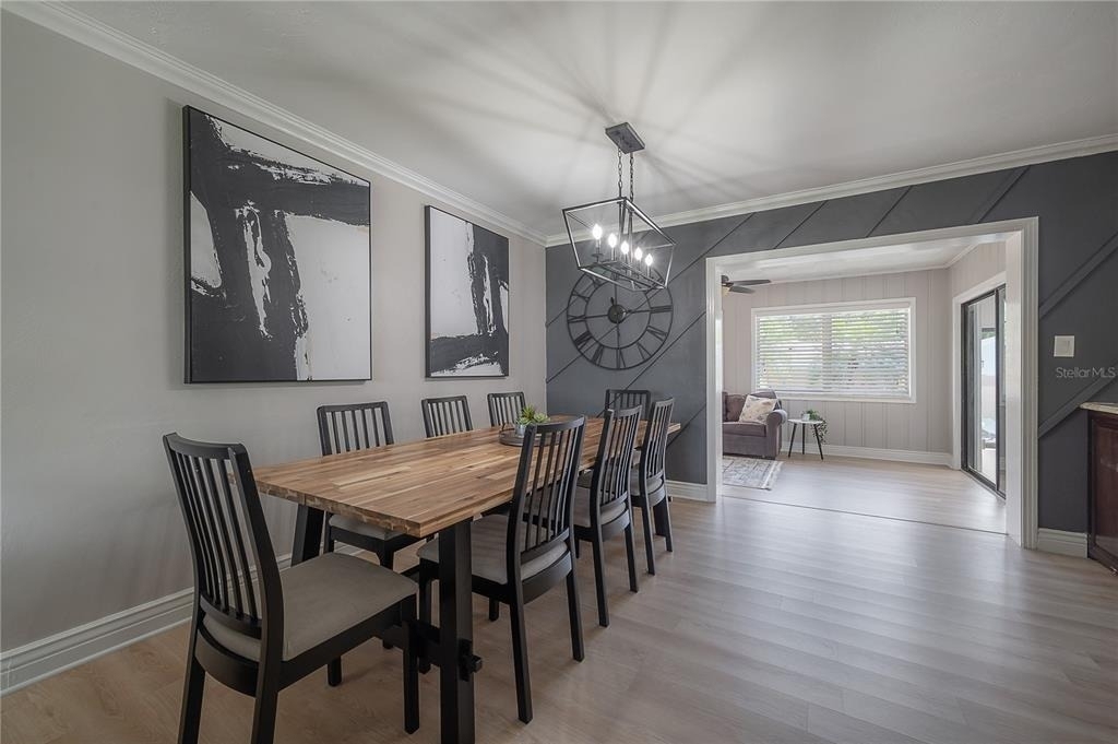 2916 W Collins Street - Photo 2