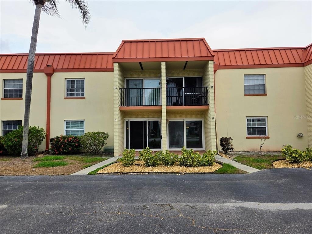 10365 Paradise Boulevard - Photo 0