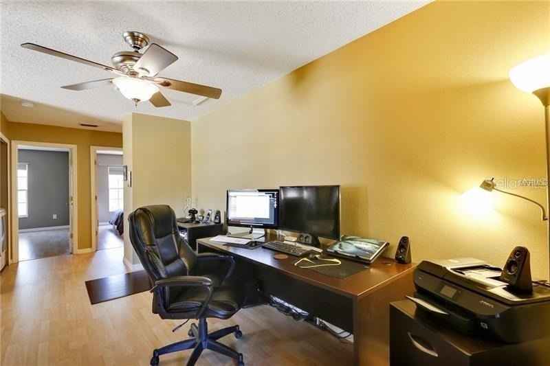 8008 Sutton Terrace Lane - Photo 9