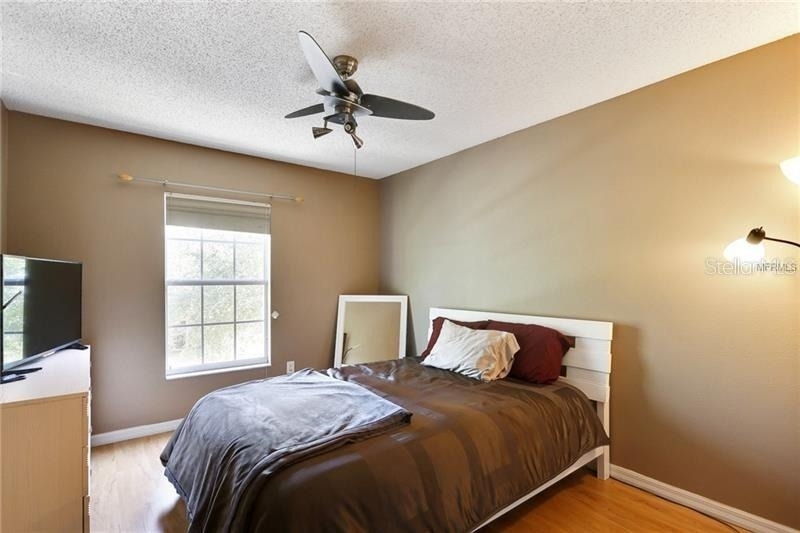 8008 Sutton Terrace Lane - Photo 10