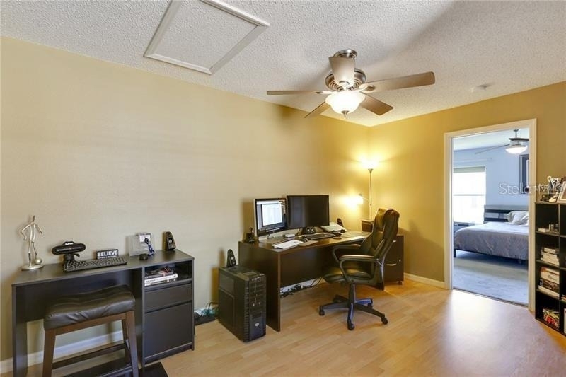 8008 Sutton Terrace Lane - Photo 8