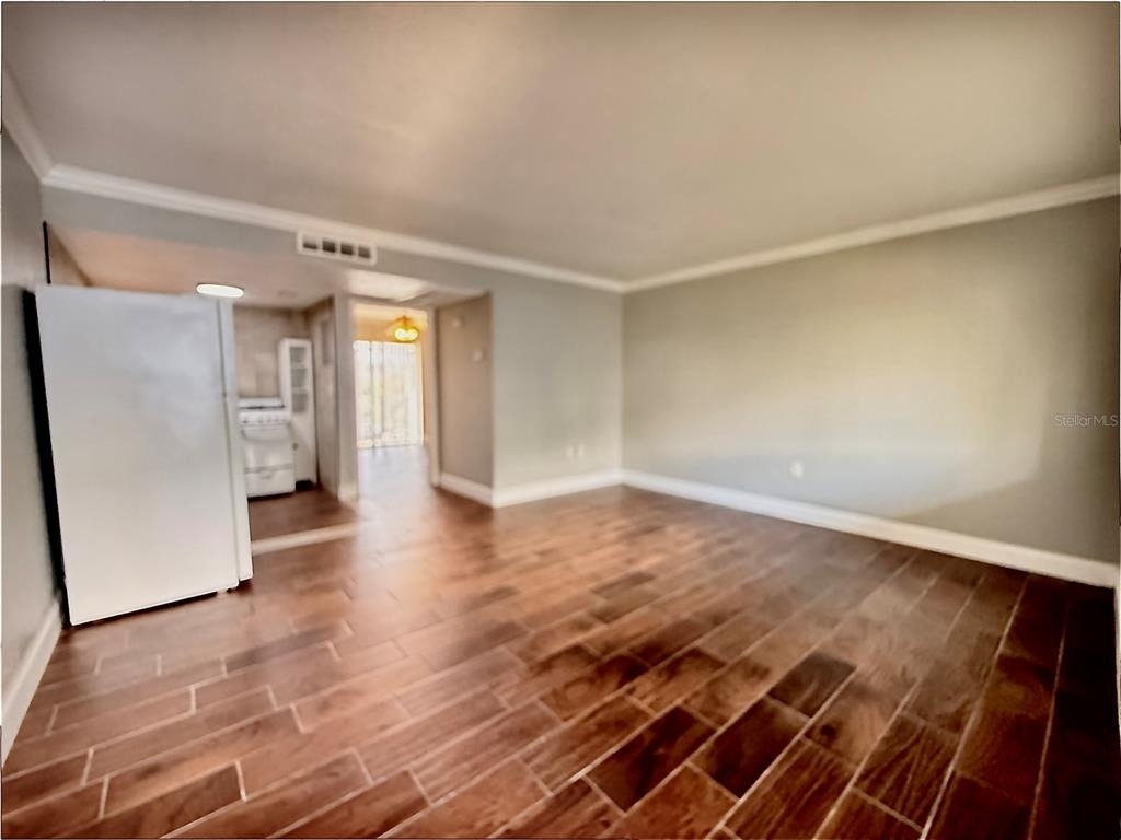 133 Oyster Bay Circle - Photo 1