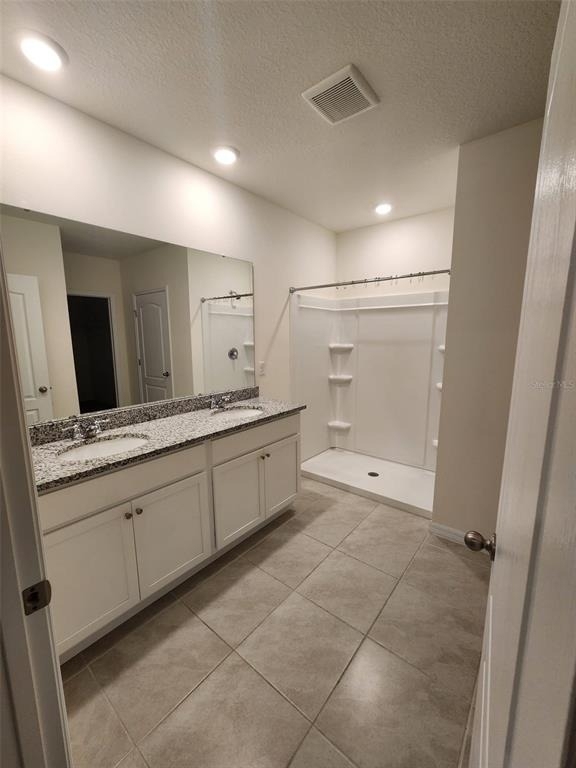 1051 Griffon Avenue - Photo 13