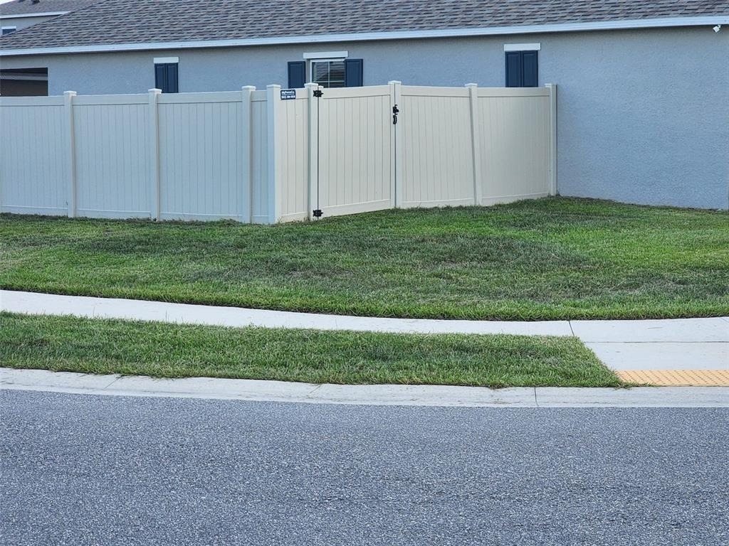 1051 Griffon Avenue - Photo 20