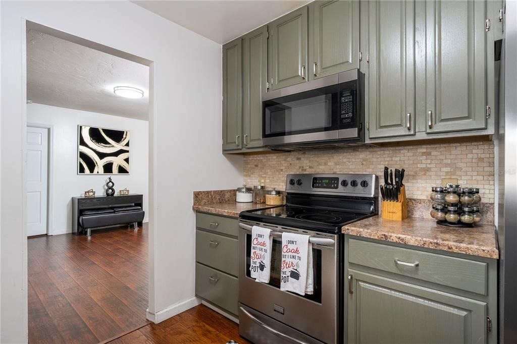 1594 Frances Street - Photo 31