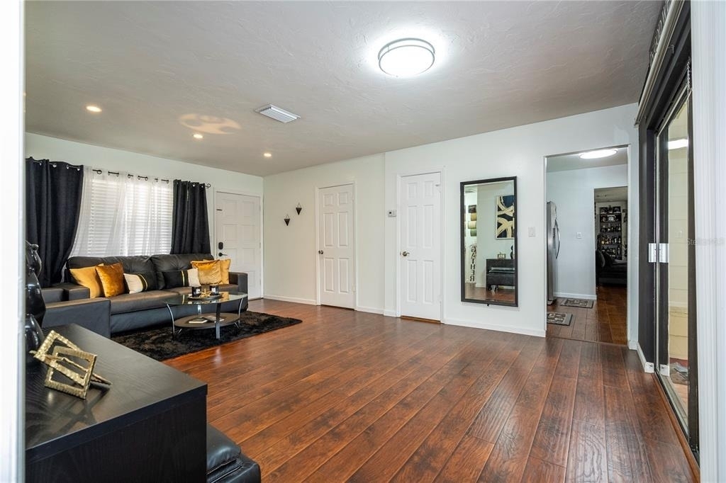 1594 Frances Street - Photo 7