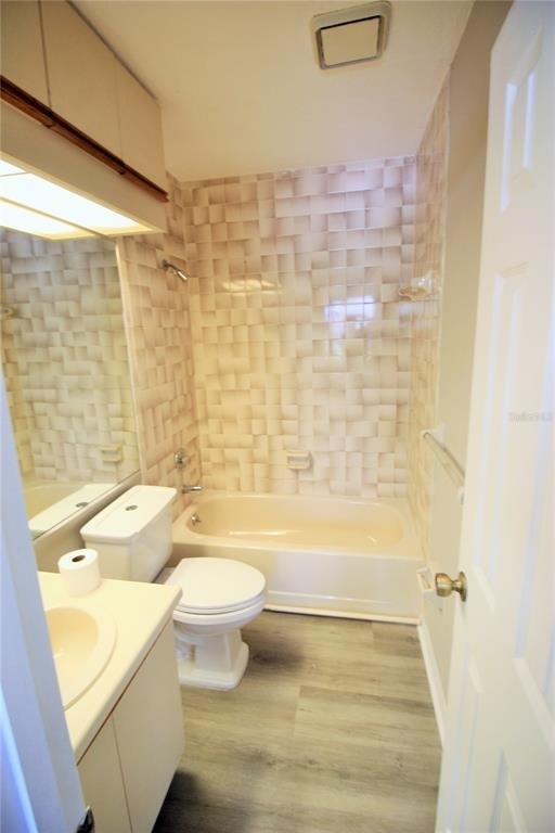 7446 Wynnewood Square - Photo 16